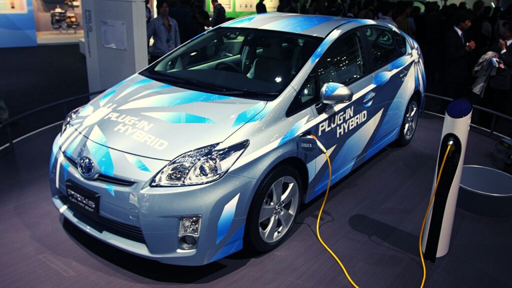 Plug-in Hybrid Electric Vehicles | What are PHEBs Actually?